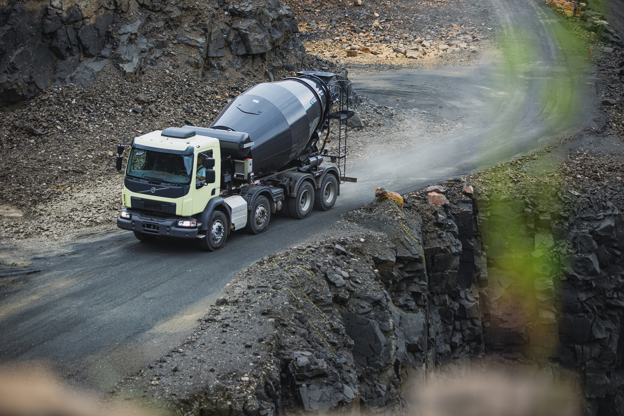 Volvo VM Fora de Estrada
