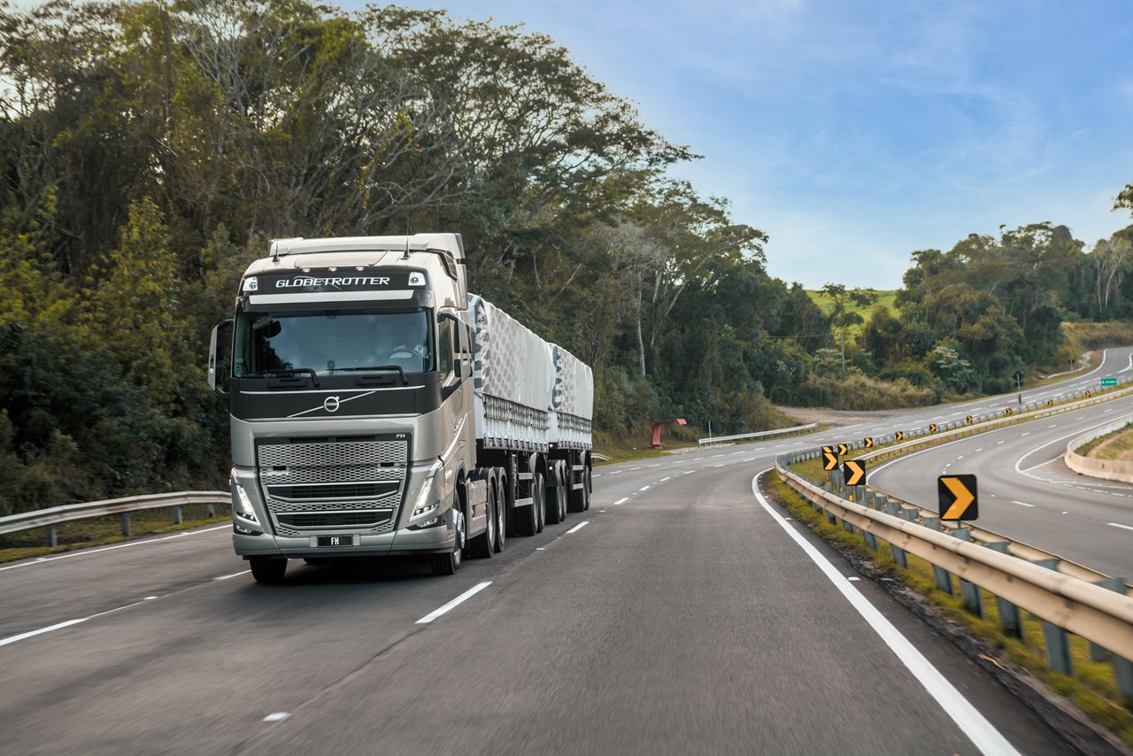 Volvo FH - Nors Caminhões e Ônibus Brasil São Paulo