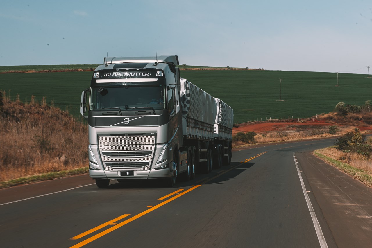 Volvo FH - Nors Caminhões e Ônibus Brasil São Paulo